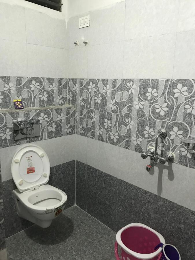 Hotel Krishnananda Dham Puri Exterior foto